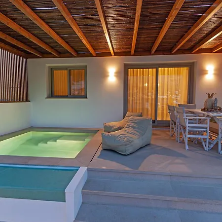 Pefki Luxury 度假居 Telendos