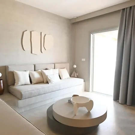 Pefki Luxury